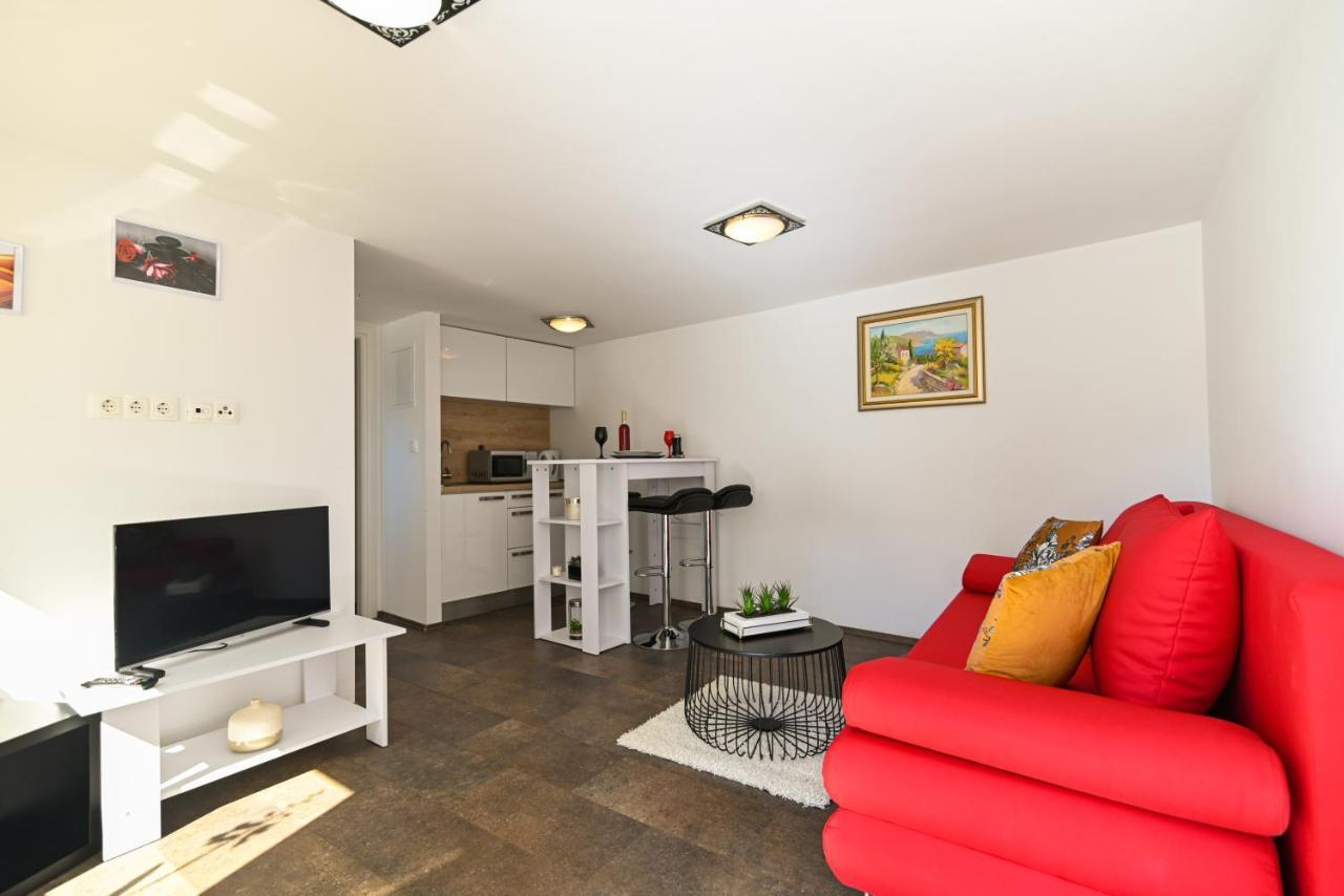 Apartmani Cesarica Trogir Exterior foto